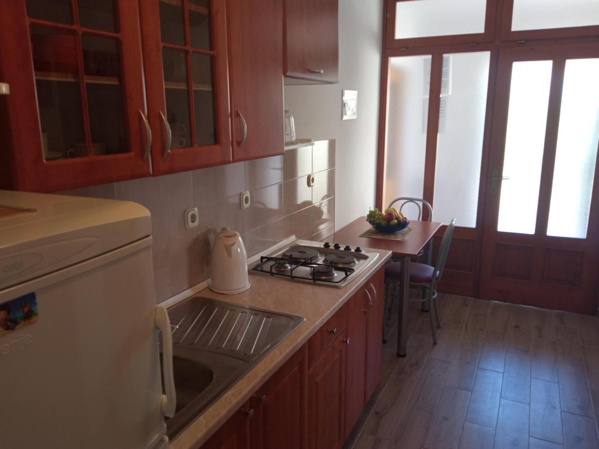 Nives Apartmani Pakoštane エクステリア 写真